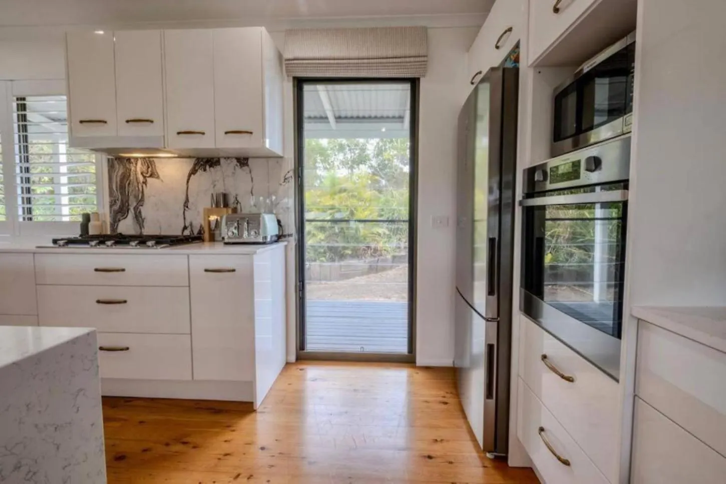 Apartment Acreage Near Currumbin Beach Currumbin Valley