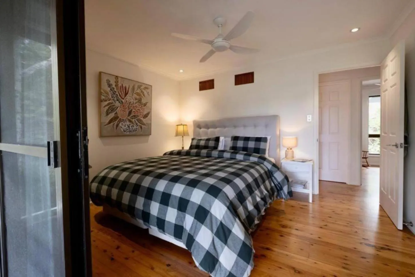 Acreage Near Currumbin Beach Currumbin Valley Apartment